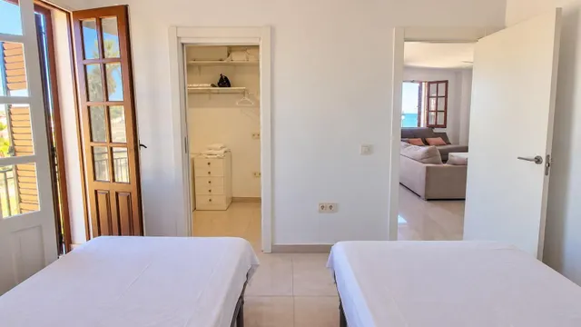 Apartamento 3 habitaciones 132m² en venta - La Zenia — 28
