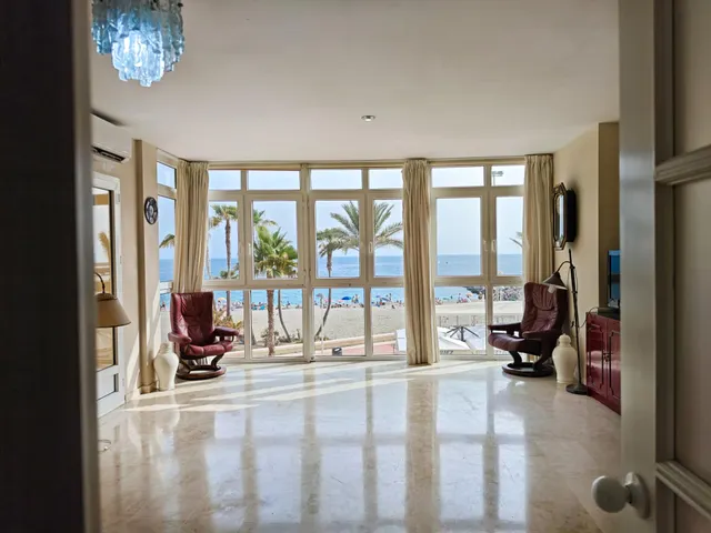 En Venta Piso en el Paseo Maritimo de ALmeria Capital — 19
