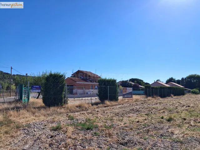 EN VENTA TERRENO URBANO EN TUDELA DE DUERO - foto 2