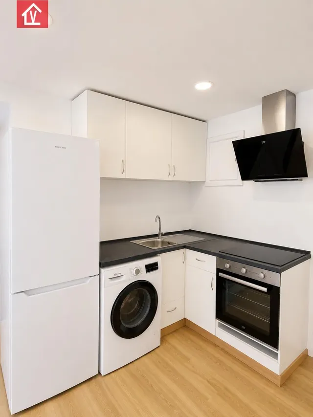 Creu de barbera! Piso de 3 habitaciones, balcón,  junto al Parque del Valles! — 7