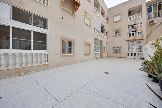 Apartamento reformado de un dormitorio en la Playa de los Locos — 19
