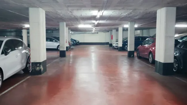 Parking 10m² en alquiler - Barcelona — 7