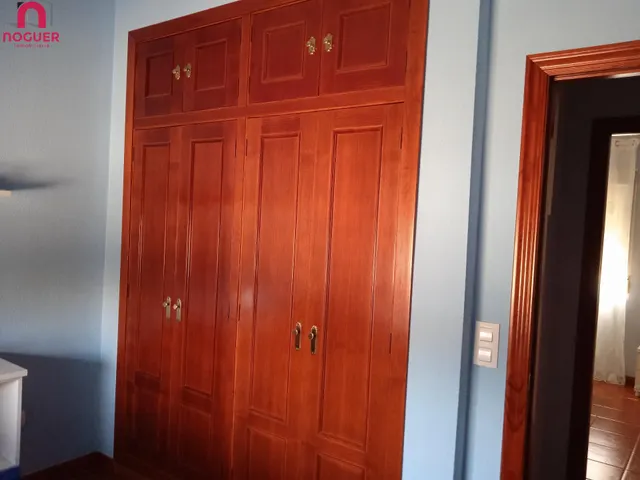 Chalet Independiente en La Carlota – Amplia Parcela y Excelente Ubicación — 7