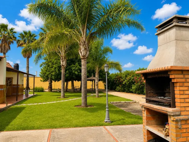 Preciosa casa con jardín en finca rústica — 7