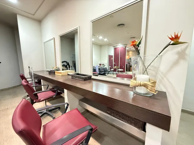 Oportunidad Única: Local Comercial en Venta en el Corazón de Los Ángeles — 3