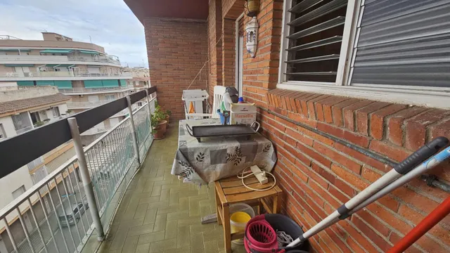 ÁTICO A LA VENTA EN EL CENTRO DE PINEDA DE MAR Y PISCINA COMUNITARIA — 38