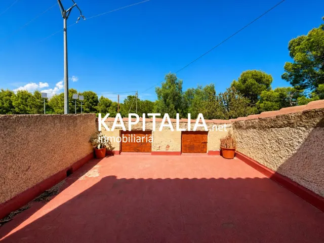 ESPECTACULAR CHALET EN SAN VICENT DEL RASPEIG EN PLENO ENTORNO NATURAL Y CON PISCINA PRIVADA. — 47