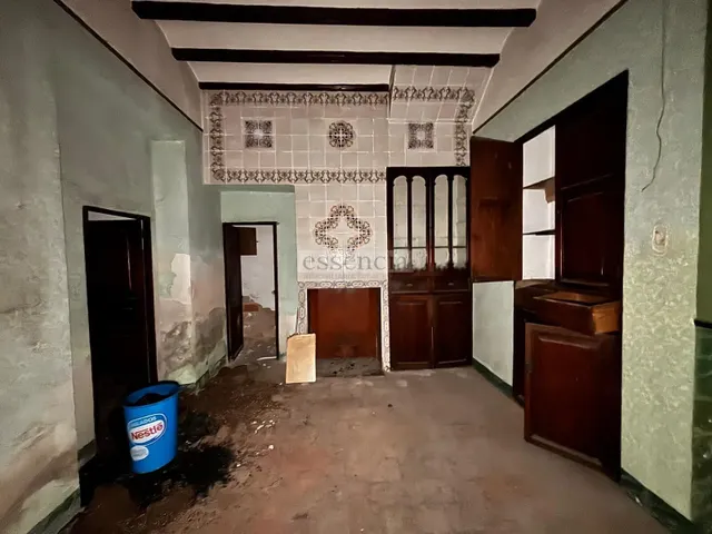 Casa en Almoines a reformar a su gusto en parcela de 242 m2 , en chaflán con patio. — 20