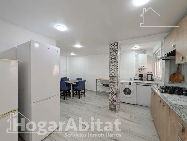 SEMIREFORMADO, BONITO Y EXTERIOR CON BALCÓN, TODO AMUEBLADO - foto 5
