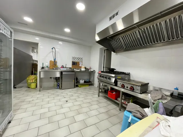 LOCAL COMERCIAL ADAPTAT COM A BAR-CAFERIA-RESTAURANT AL CENTRE DE SANTA COLOMA DE QUERALT. — 8