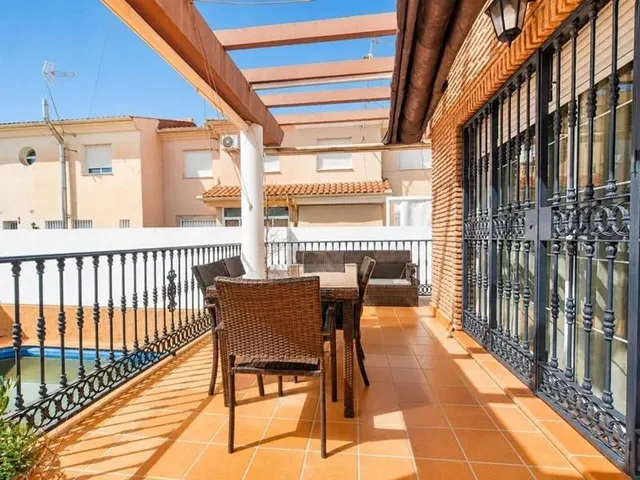 Casa con piscina en Santa Fe — 28