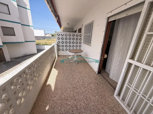 Vivienda con apartamento independiente en Tavernes de la Val