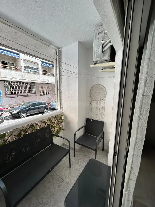 Apartamento en planta baja a 650 m de Playa del Cura - foto 3
