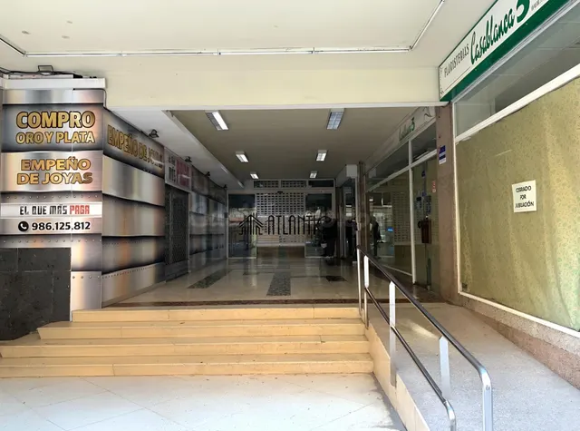 Local comercial 12m² en alquiler - Travesia de Vigo - foto 3