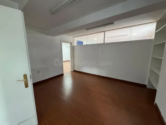 ¡¡ATENCION EMPRENDEDORES!! SE ALQUILA INCREIBLE OFICINA DE 1 - foto 2
