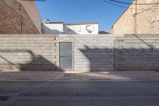 EXCELENTE SOLAR EN VENTA EN ARMILLA (JUNTO PLAZA ESPAÑA) — 5