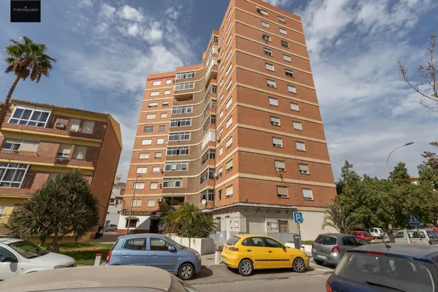 PISAZO EN MOTRIL — 35