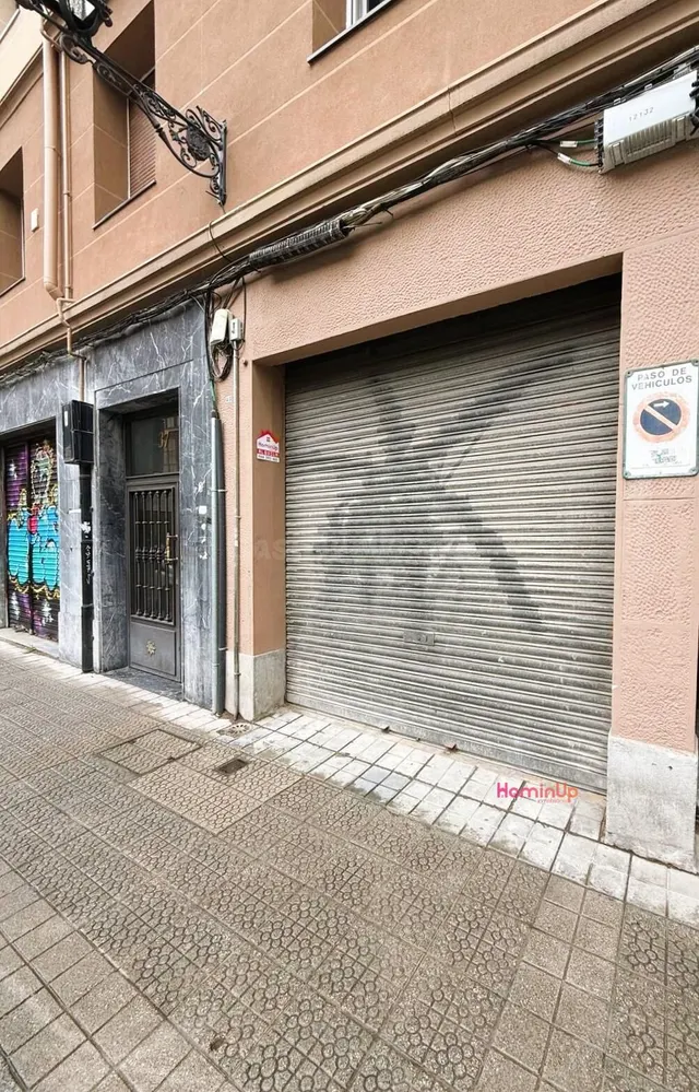 Se alquila Parcela de garaje altillo en Zona La Peña - foto 2