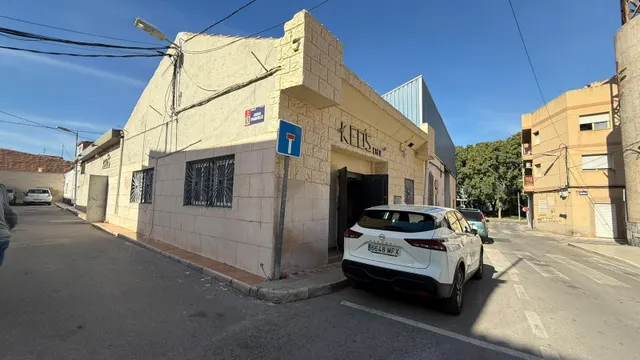 Amplio Local Comercial en el Corazón de Torreaguera por €99,900 — 15