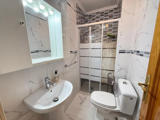 Magnifico apartamento a unos pasos de la playa, ideal para vivir todo el año — 16
