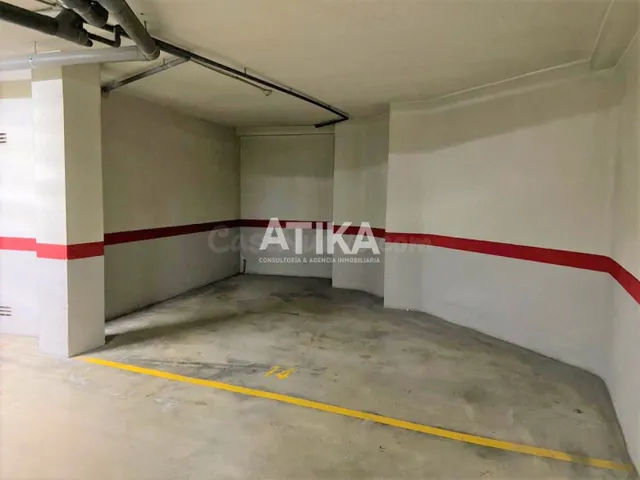 AMPLIA PLAZA DE GARAJE EN SAN RAFAEL — 3