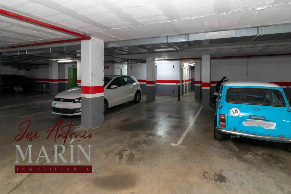 Plaza de garaje en venta en ronda sur!!!
