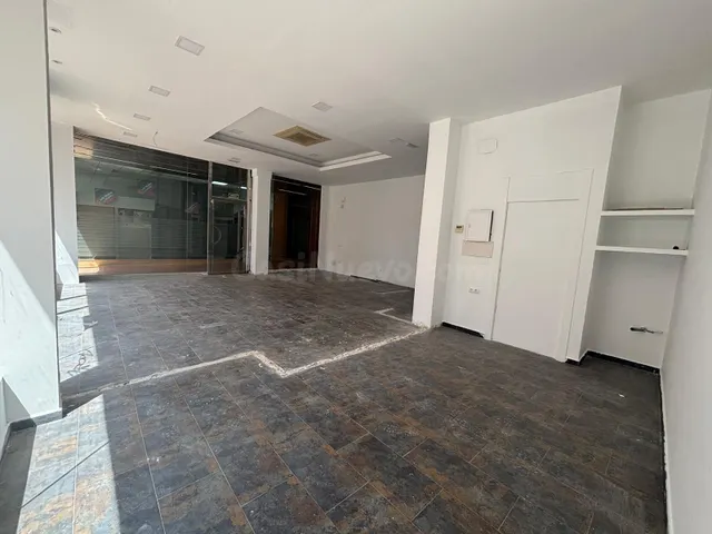 SE ALQUILA LOCAL COMERCIAL - foto 3