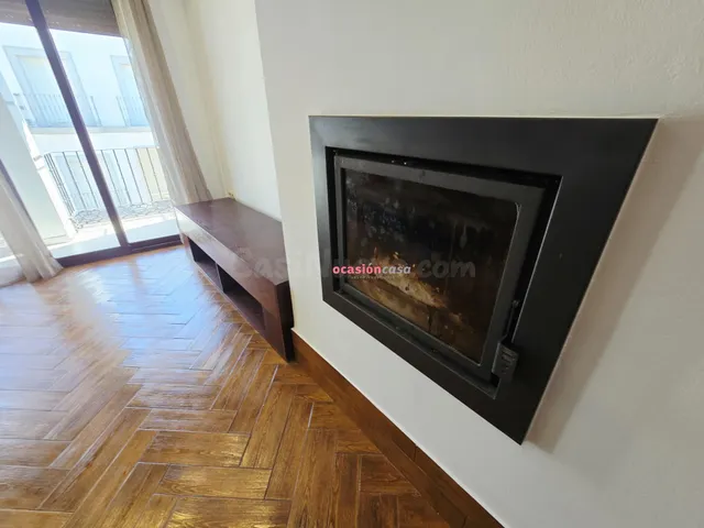 PISO EN VENTA EN LA CALLE MAYOR DE POZOBLANCO - foto 4