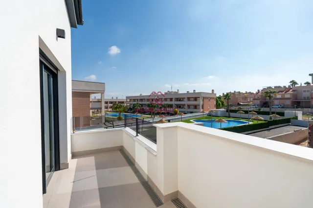 BUNGALOWS DE 3 DORMITORIOS EN RESIDENCIAL EXCLUSIVO EN GRAN ALACANT! — 19