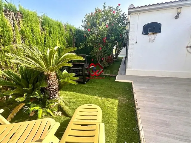 Chalet independiente en planta baja con piscina y gran parce - foto 5