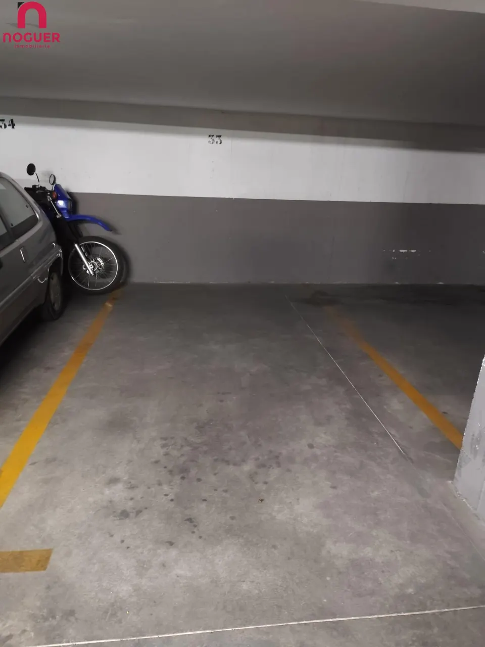 SE VENDE PLAZA DE APARCAMIENTO EN CALLE DIEGO SERRANO PROXIMA AL MERCADONA