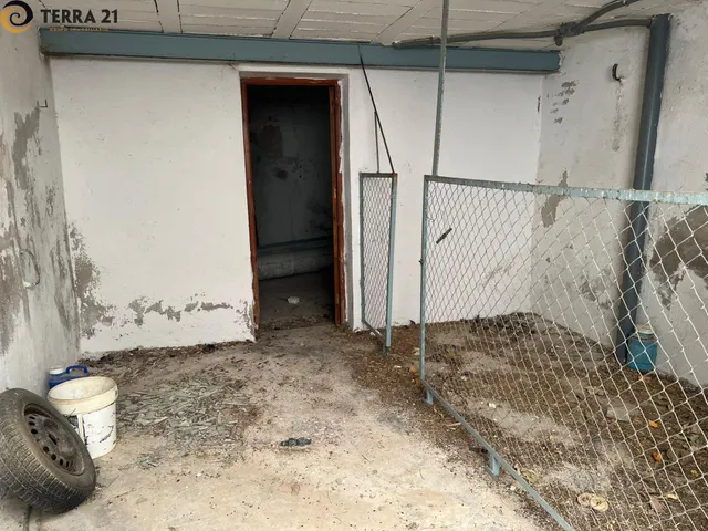 Finca con casa  en Jaén — — 6