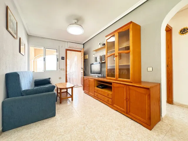 Bungalow de 2 dormitorios y 1 baño en los balcones (Torrevieja) — 12