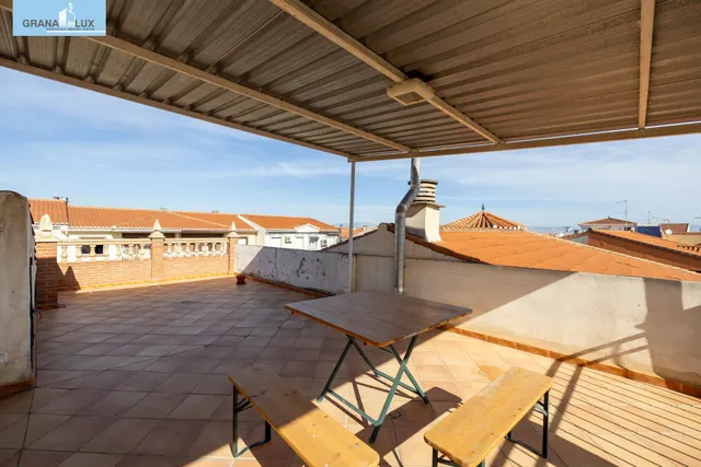 Casa adosada junto parada metro en Churriana — 27