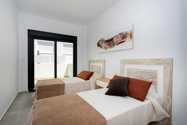 VILLAS CON PISCINA PRIVADA EN DAYA NUEVA — 19