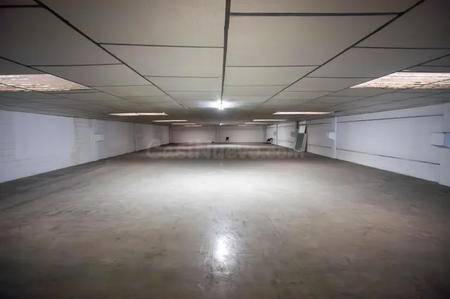NAVE INDUSTRIAL EN POLIGONO RIU CLAR