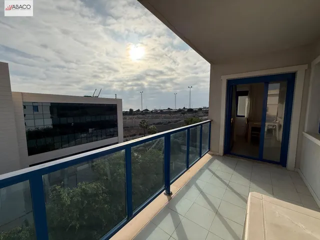 Ático con terraza de 140 m2 . — 2