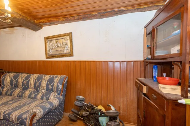 Casona montañesa y cuadra de piedra — 6