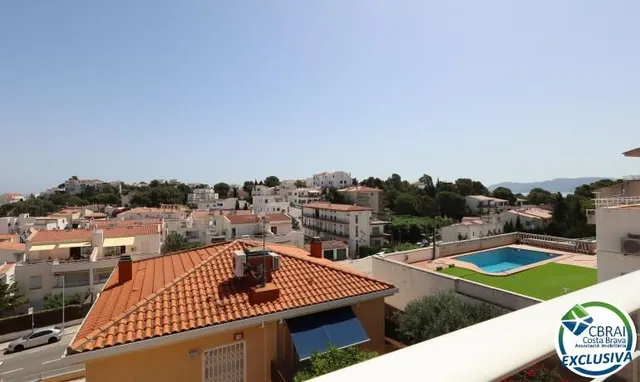 A solo 300 metros del mar: hogar con encanto en La Farella — 19