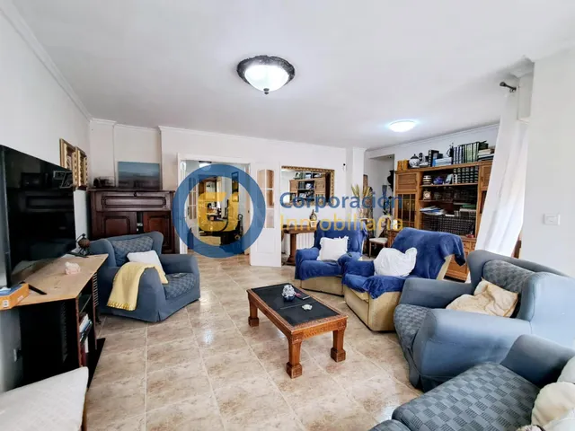 Piso de 3 dormitorios y garaje en La Seda, San José - foto 4