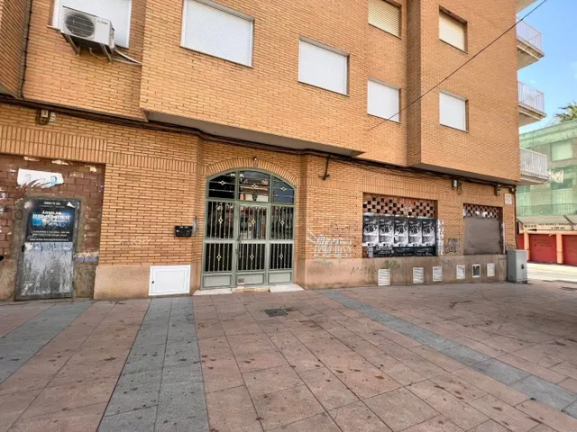 LOCAL COMERCIAL EN ALQUILER EN EL CENTRO DE LA UNÓN — 3