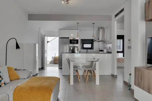 Bungalow 2 habitaciones 75m² en venta - Zona Pueblo - foto 4
