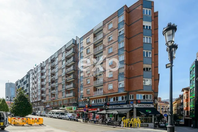 Piso en venta en Gascona Centro Oviedo Asturias - foto 3