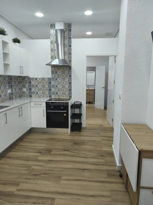 LOCAL REFORMADO VIVIENDA-SIN CAMBIO DE USO EN VENTA O ALQUIL - foto 4