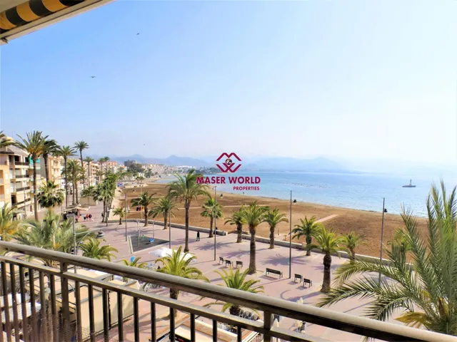 Apartamento en venta en 1ª linea en Puerto de Mazarron — 10