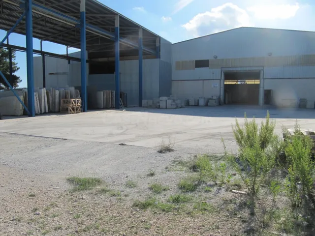 SE VENDE NAVE INDUSTRIAL EN LA ROMANA - foto 4