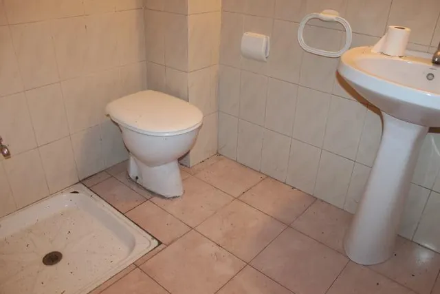 Venta de amplio LOCAL COMERCIAL en Gandia — 5
