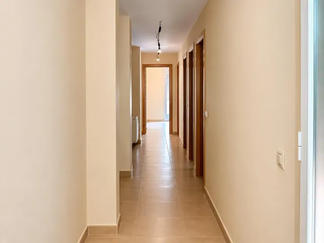 PISO CON MAS PASILLO QUE EN EL RESPLANDOR — 11