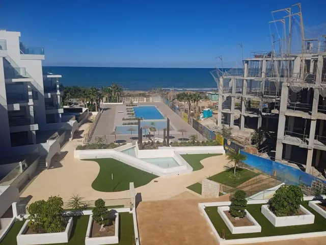Preciosa vivienda frente al mar con urbanización — 18