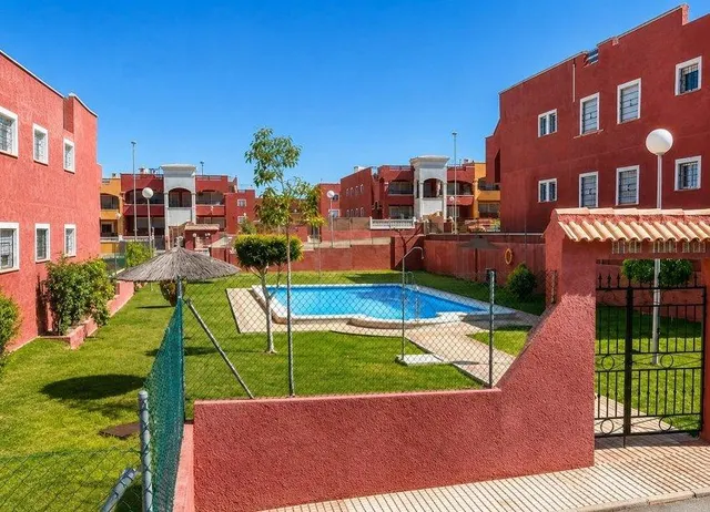 Bungalow en planta baja en Los Altos — 19